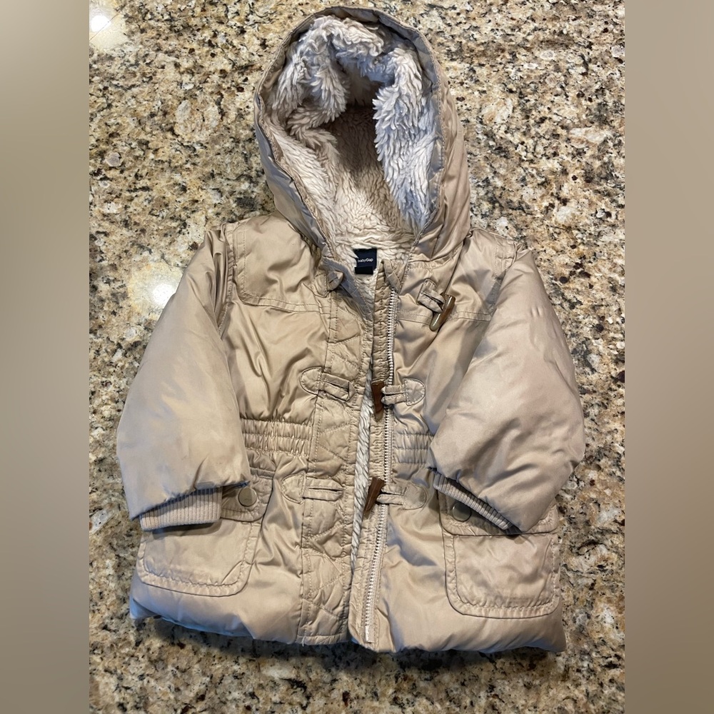 Cream baby gap girl winter coat